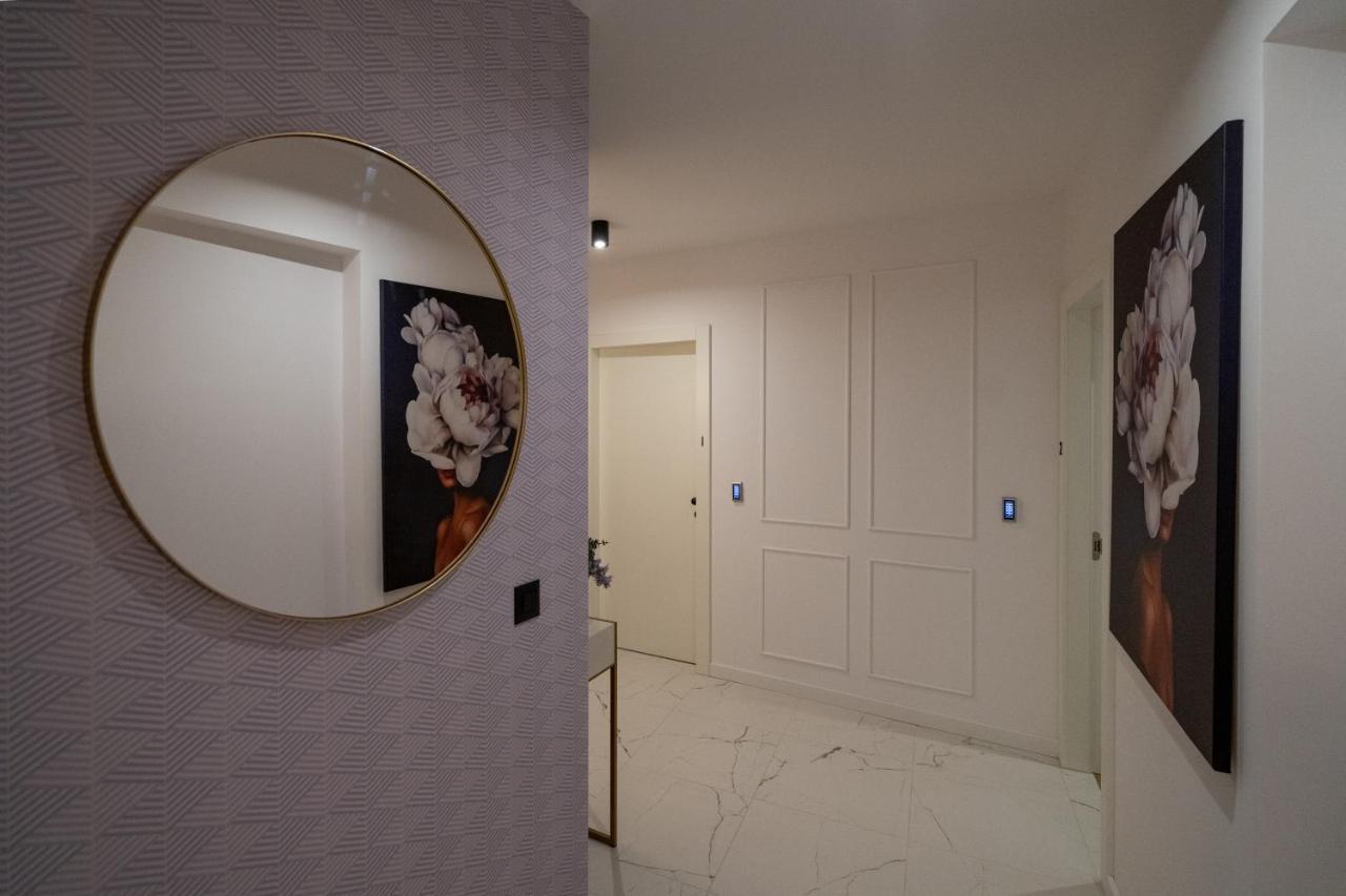 Amelie Luxury Rooms สปลิท ภายนอก รูปภาพ