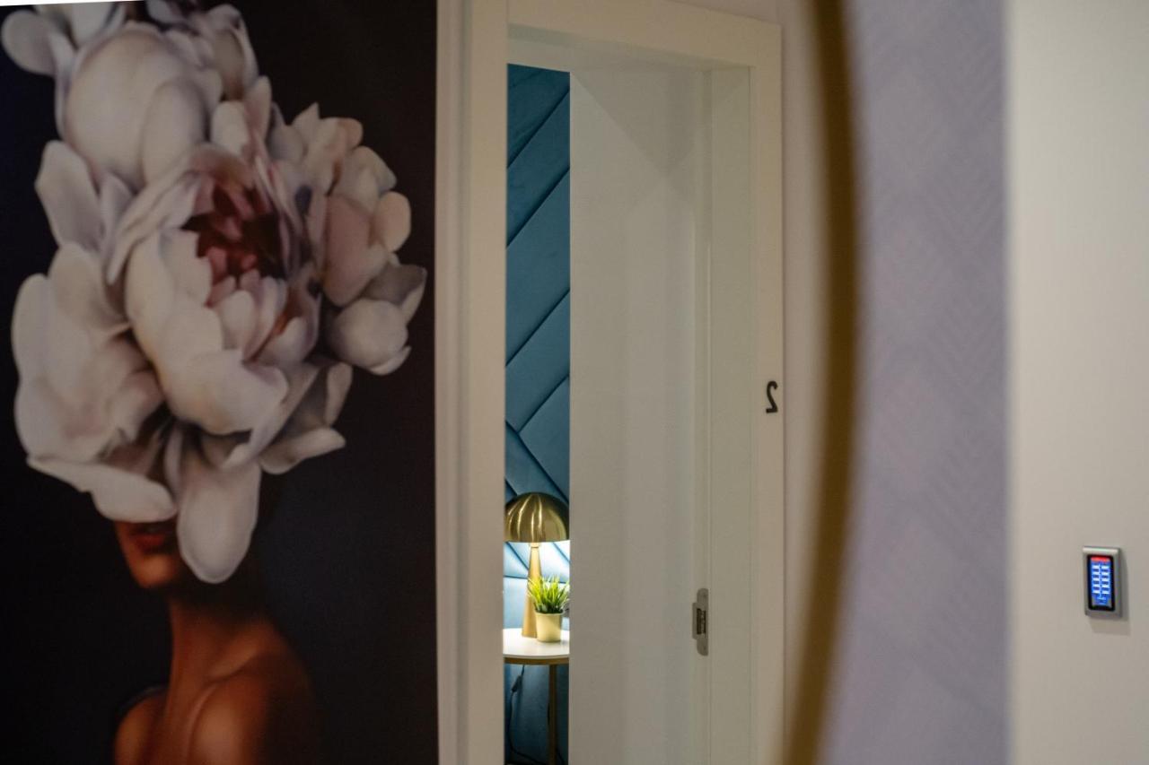 Amelie Luxury Rooms สปลิท ภายนอก รูปภาพ