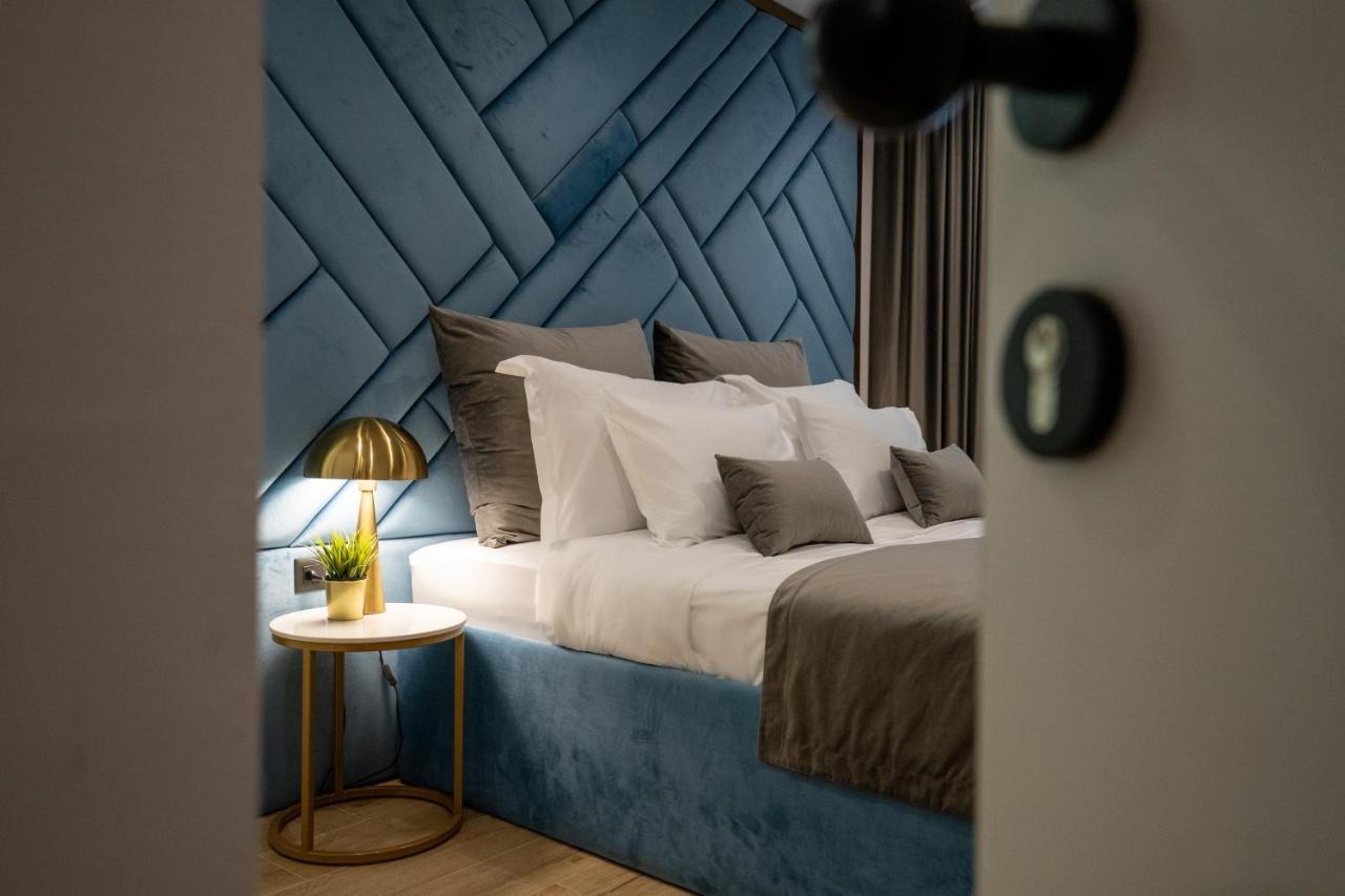 Amelie Luxury Rooms สปลิท ภายนอก รูปภาพ